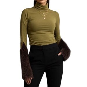 NWT Vitelli Italy Green Cashmere Blend Funnel Neck Sweater Brown Fluffy Muff